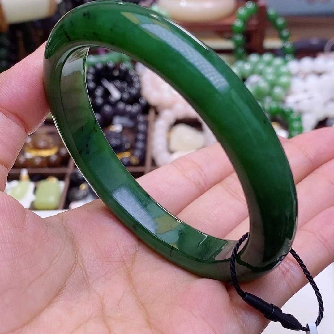 和田玉未镶嵌颈饰毕业级老坑料碧玉高冰菠菜绿手镯62