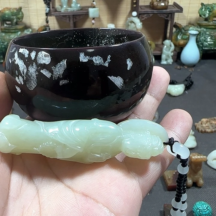 瓷片上*钧宝玉府的小宝贝