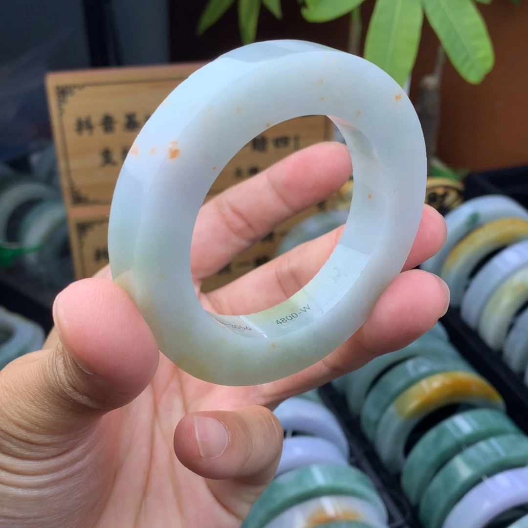 未镶嵌手镯定制翡翠定制手镯