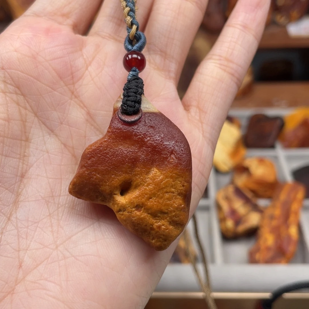 未镶嵌蜜蜡珠宝奇石