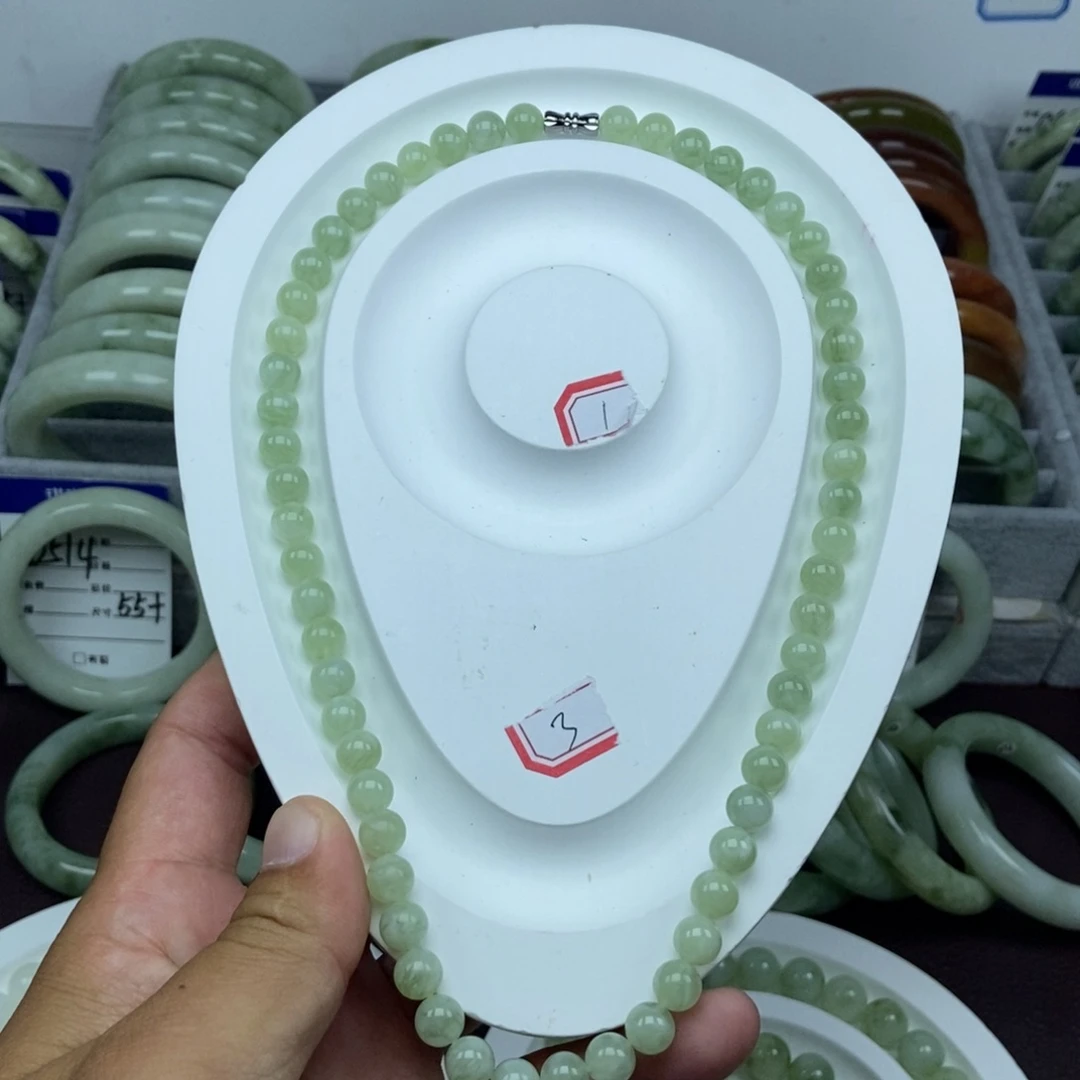 蛇纹石玉未镶嵌手链