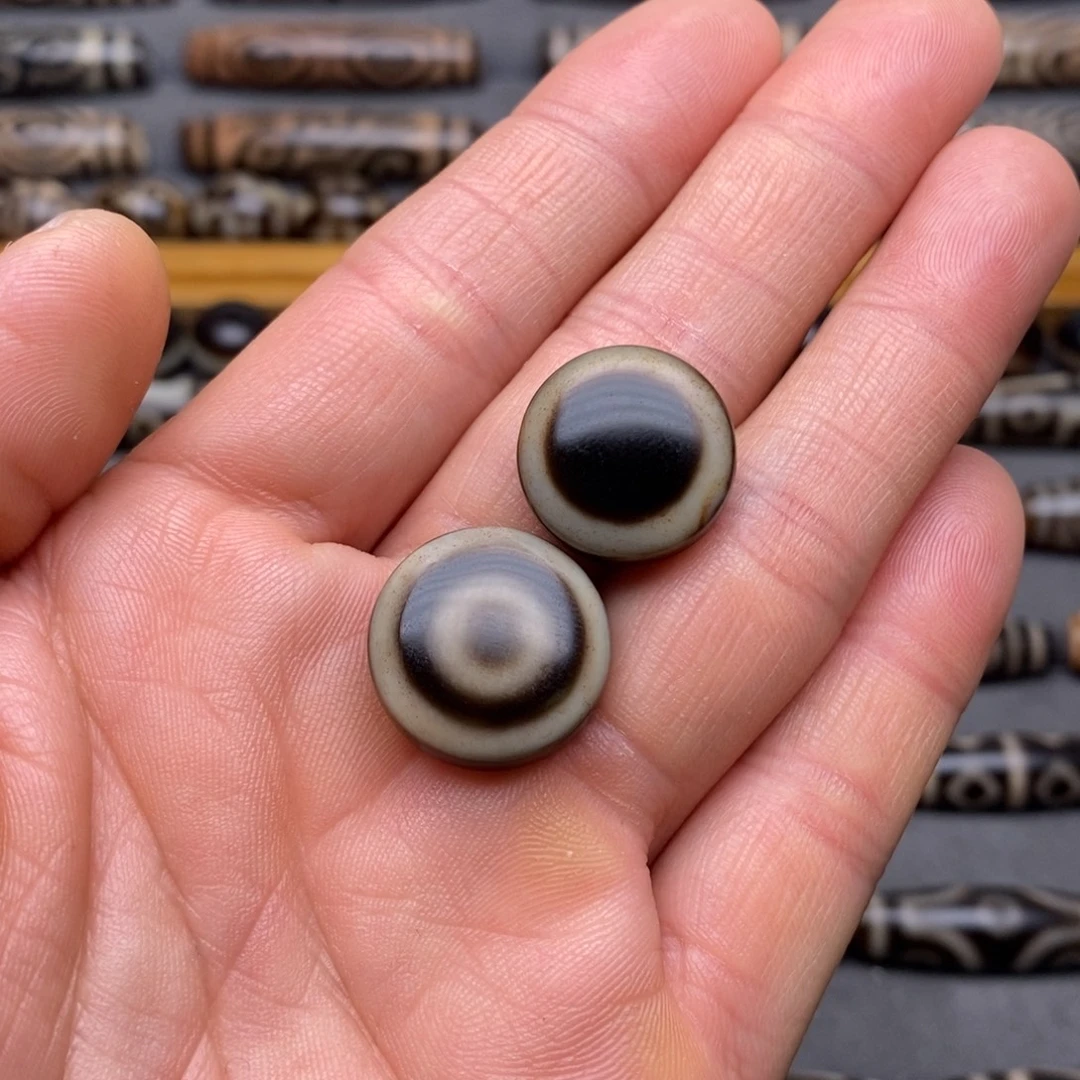 任***乐玛瑙/玉髓未镶嵌颈饰