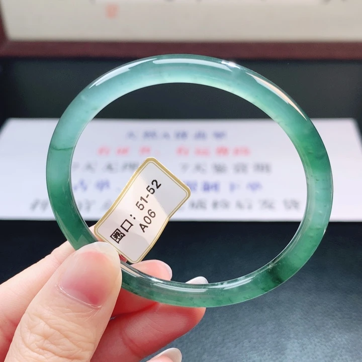 翡翠未镶嵌手镯翡翠手镯33