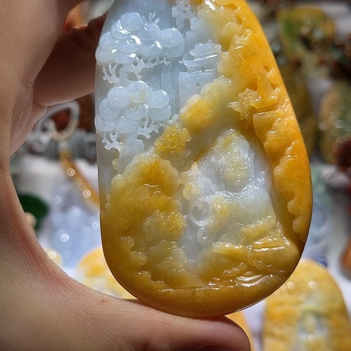 吊坠(不含链)未镶嵌翡翠