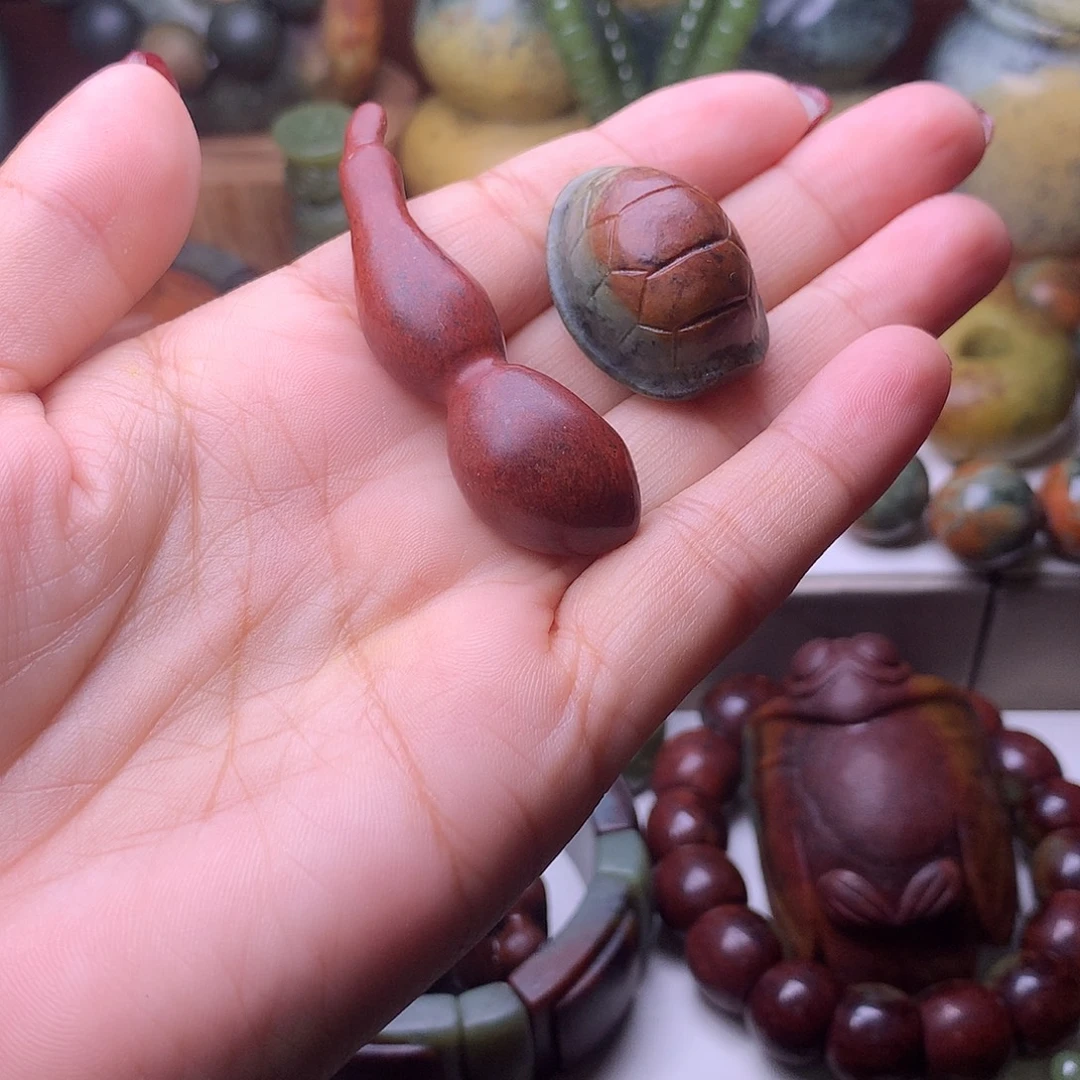 岫岩河磨玉（透闪石质玉）未镶嵌吊坠(不含链)