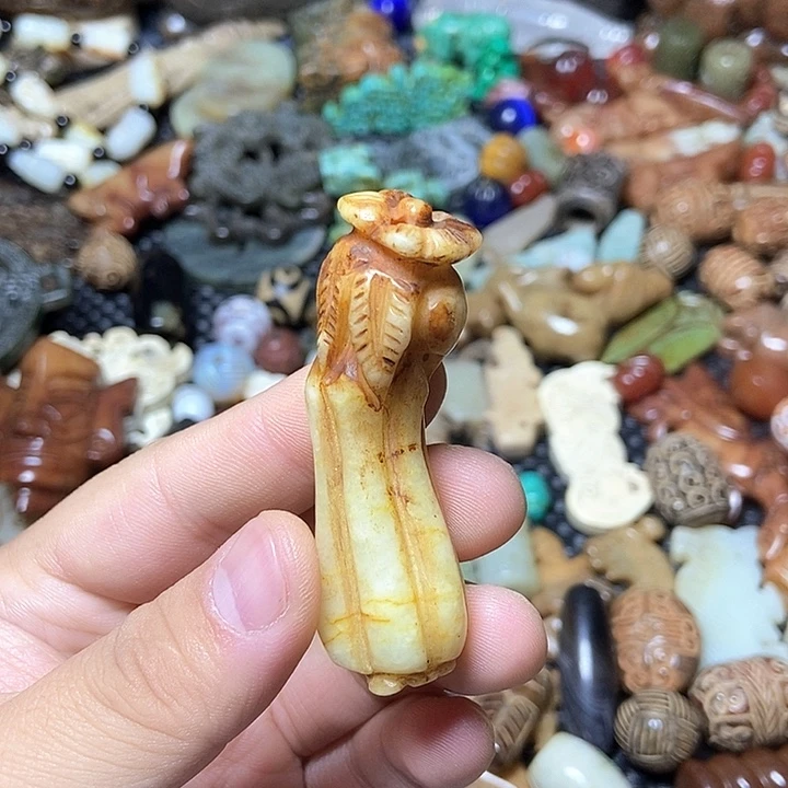 和田玉未镶嵌颈饰130