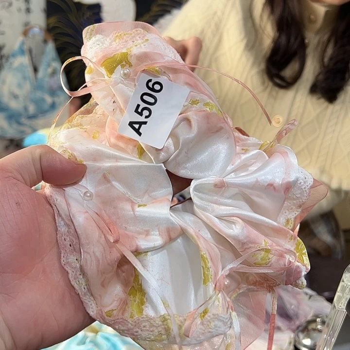她***星506蕾丝发圈不退不换