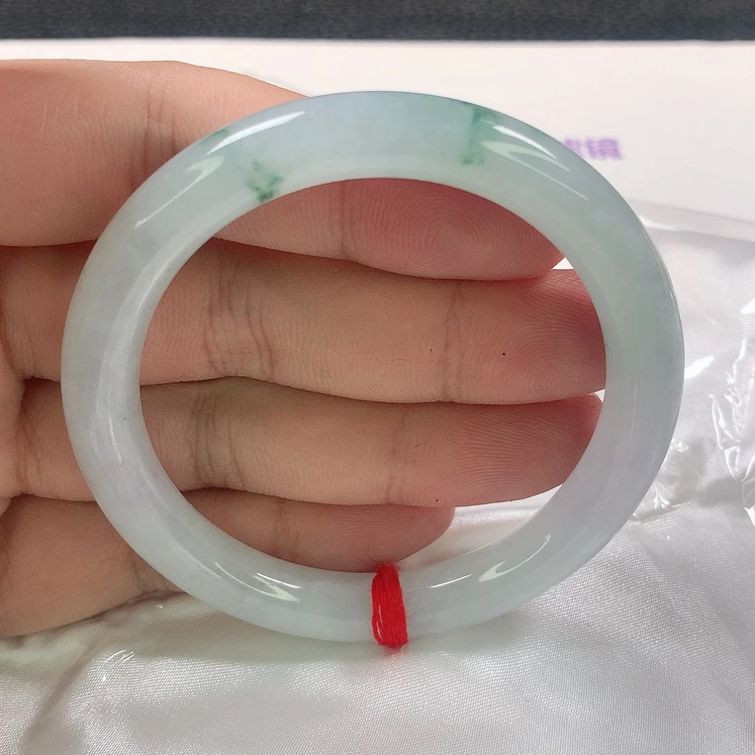 翡翠手镯（圆镯）未镶嵌381号