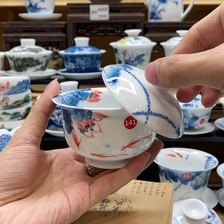 黑***牛手绘一物一拍荷花小胖妞盖碗175cc釉下彩微瑕福利款