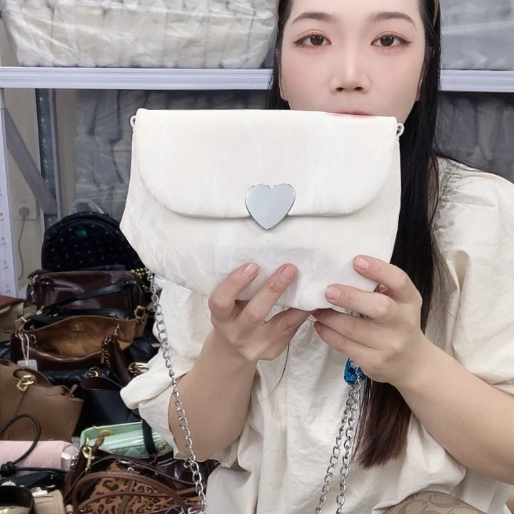 小牛皮（革）牛剖层皮革牛皮（革）