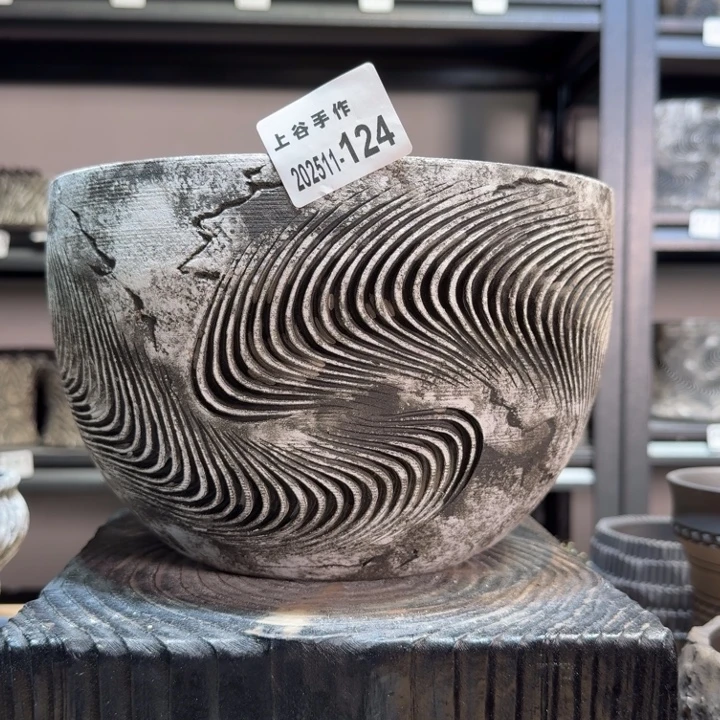 瑕疵内口21高14.3无釉大盆