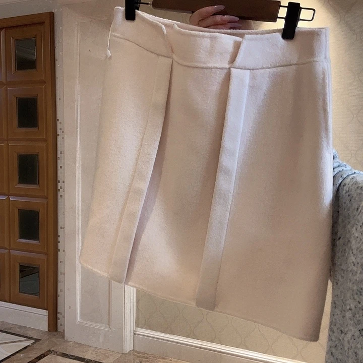 202511.1衣服衣服