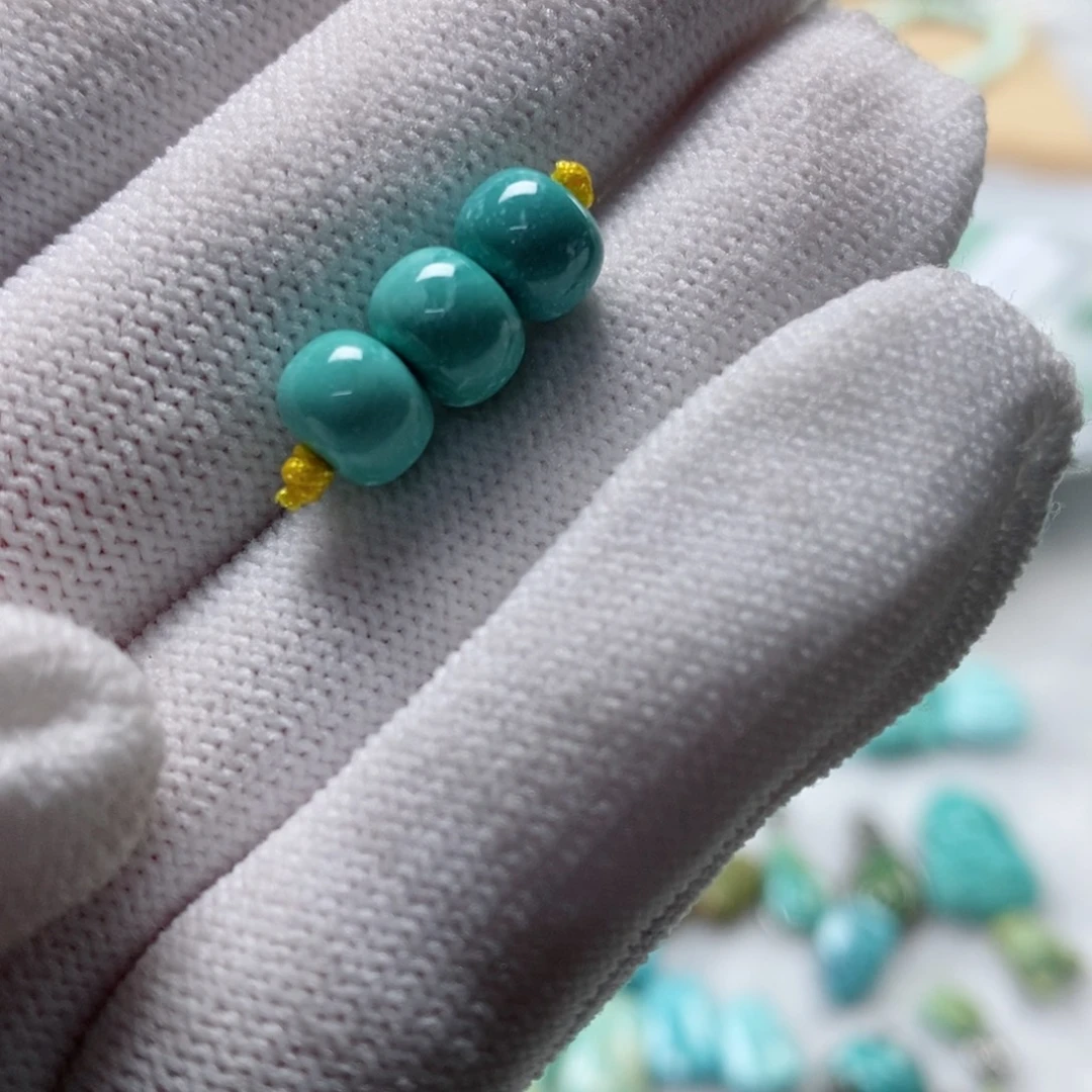 绿松石颈饰未镶嵌大*哥