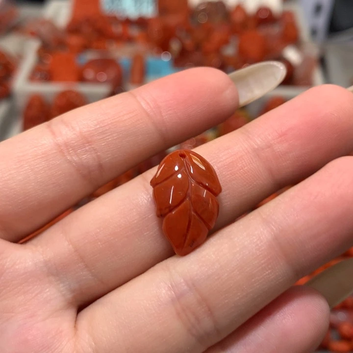 【闪购商品】未镶嵌叶子南红玛瑙