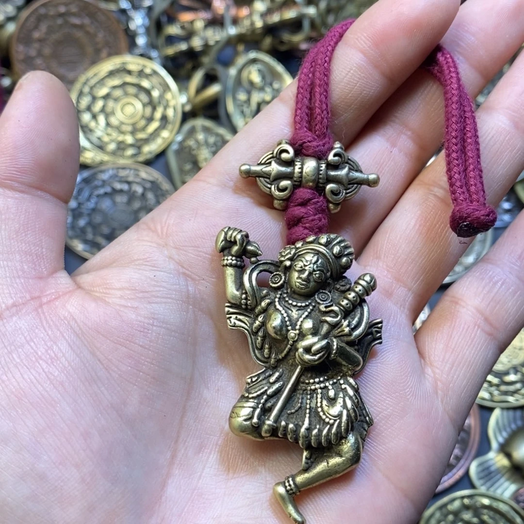 藏式空行母牌子搭配