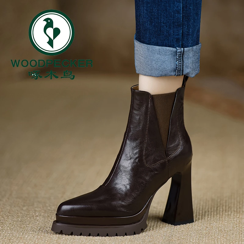 啄木鸟女鞋10cm高跟鞋2025年秋冬新款防水台短靴软皮粗跟侧拉链靴