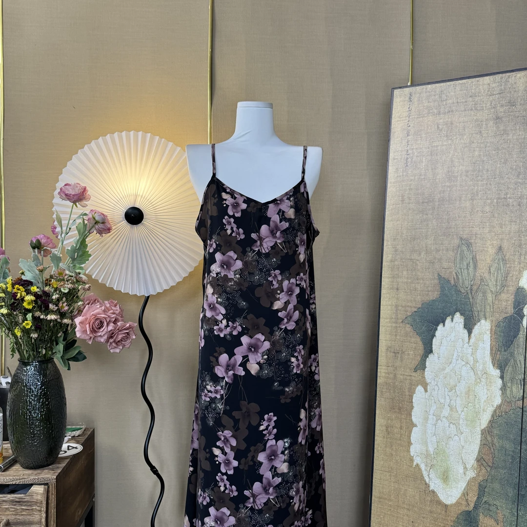 【418】黑底风铃花夏季优雅复古气质棕色吊带裙