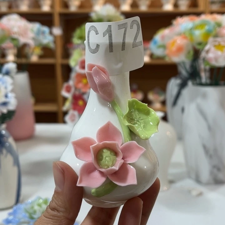 陶瓷非遗陶瓷手捏花摆件C172