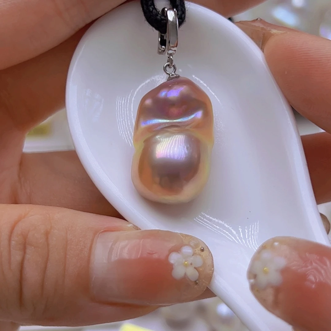 淡水珍珠未镶嵌吊坠(赠链)