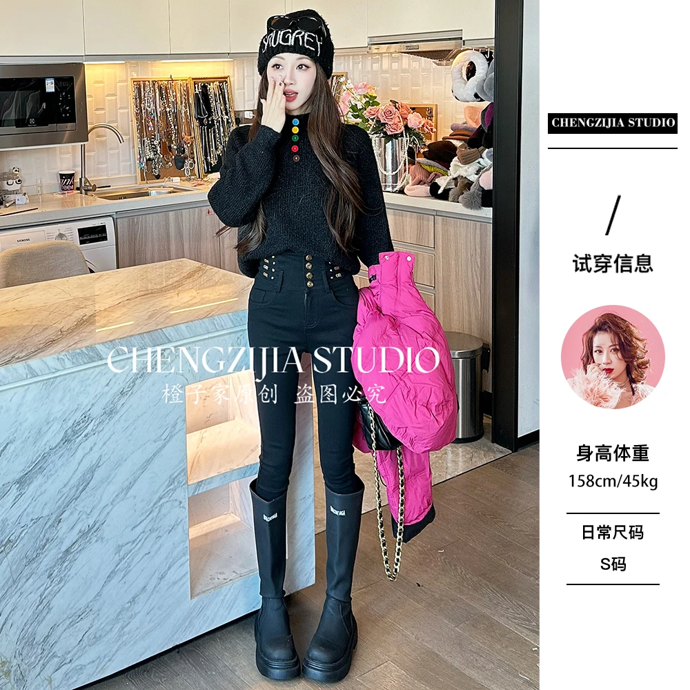 【裴诗婷】橙子·studio 【小暖炉】MY0681彩色扣圆领套头毛衣