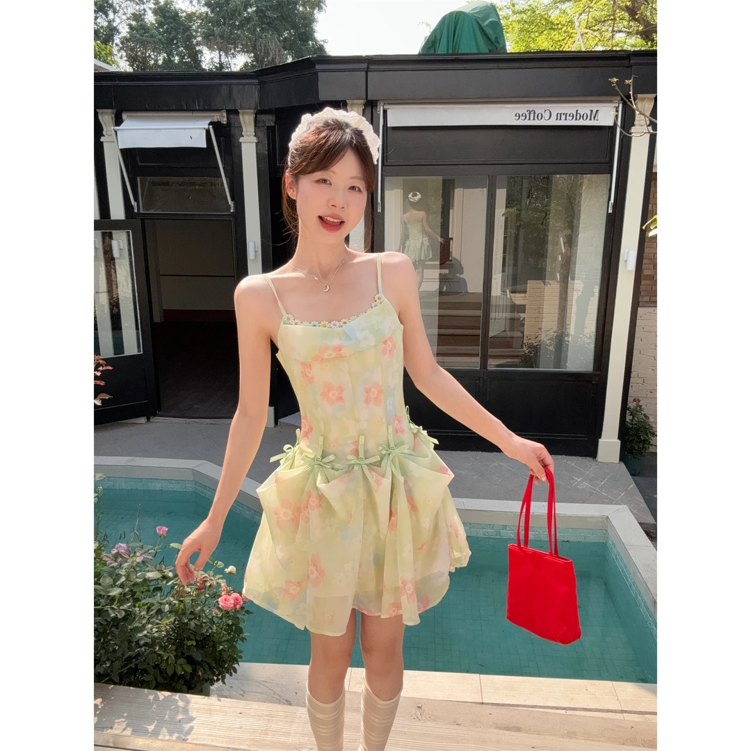 甜美度假风设计感长中短裙三种穿法荡领吊带连衣裙小清新气质碎花