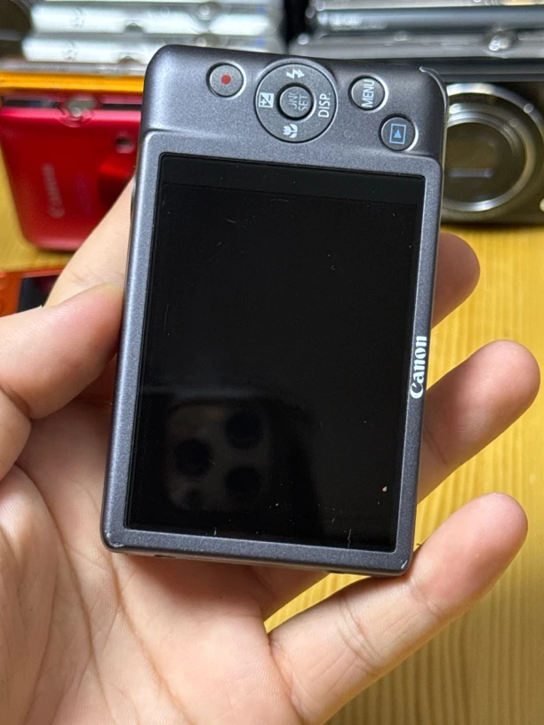 9新 Canon/佳能 115is九成新入门级高清复古C相机1210万像素