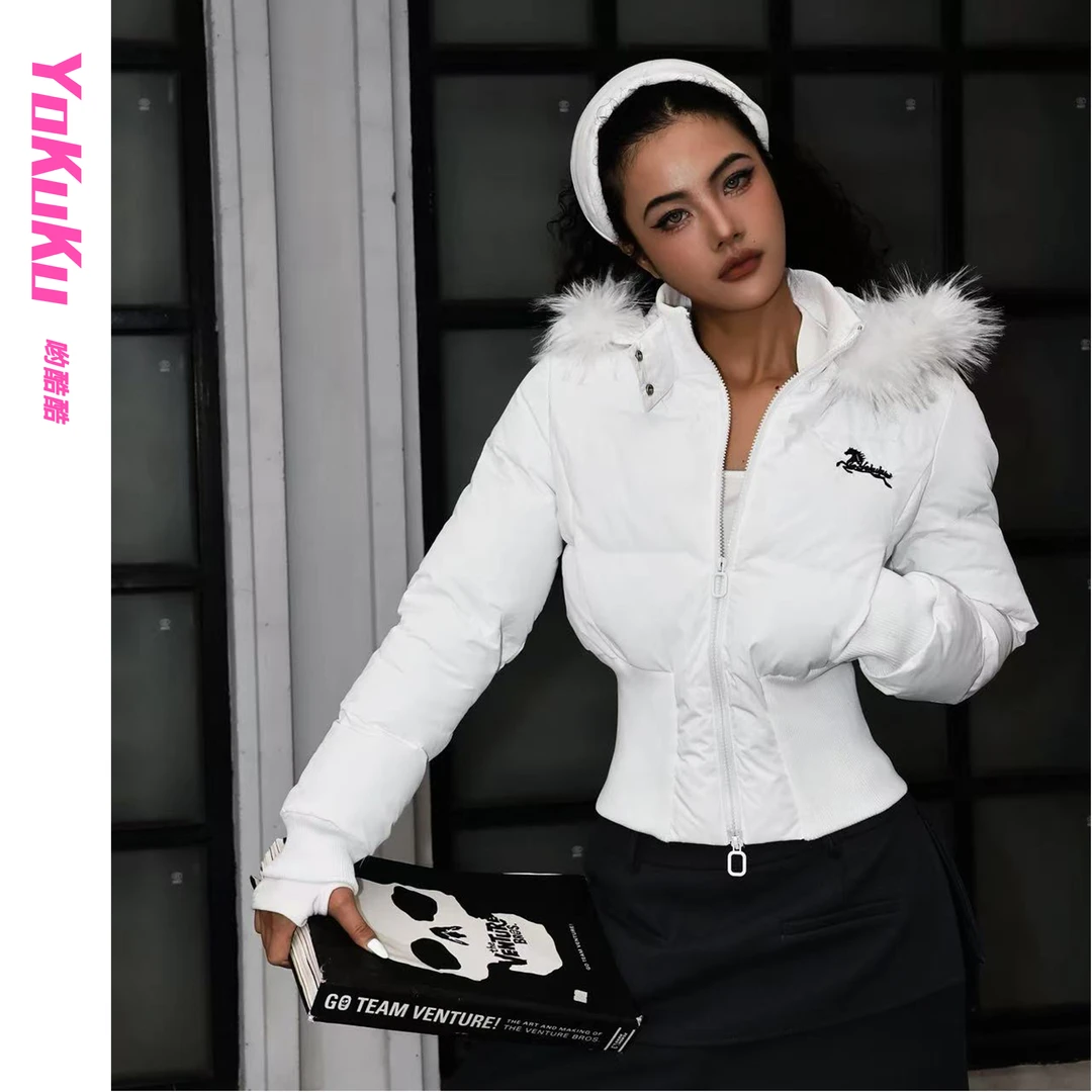 哟酷酷（冰雪奇缘）加厚御寒保暖短款收腰显瘦环保毛领棉外套棉服