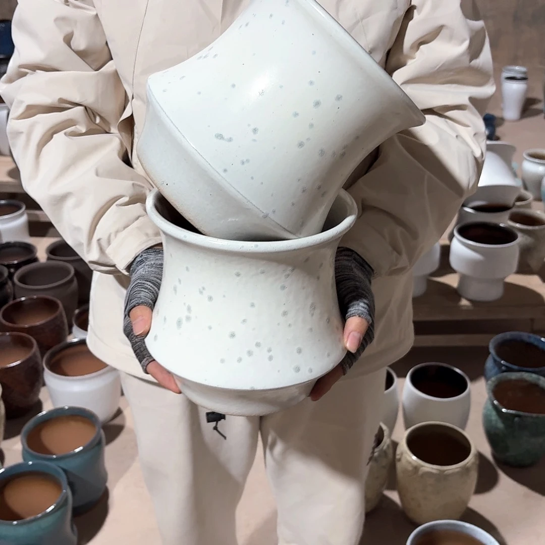 紫砂花盆口20高20两个