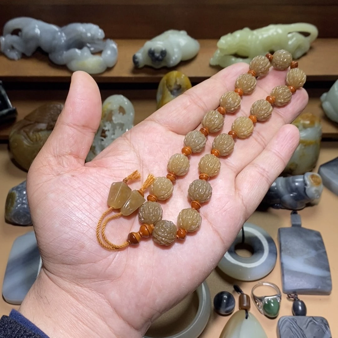 未镶嵌和田玉把件