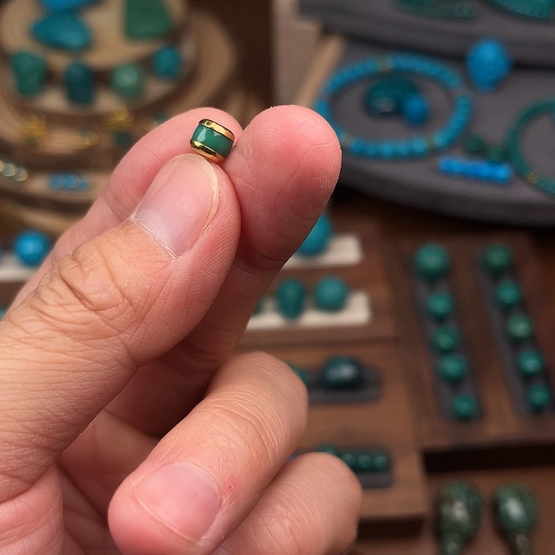 A***a绿松石未镶嵌直切手串