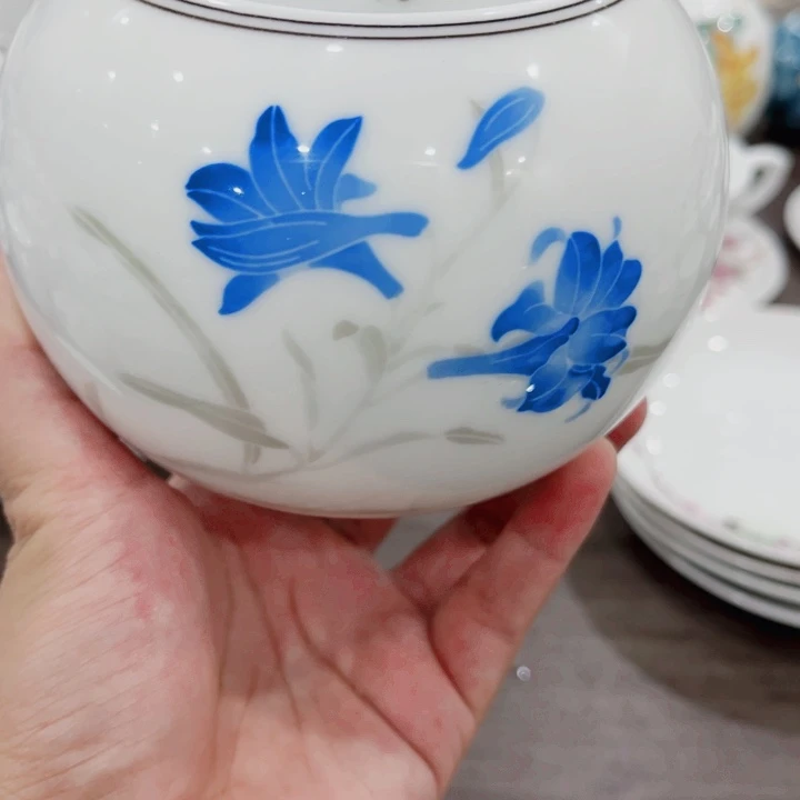釉下五彩瓷的制作工艺