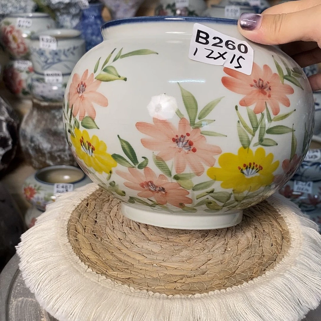 有孔 默认微瑕 介意勿拍 B260 瑕疵款有黑点不退换～