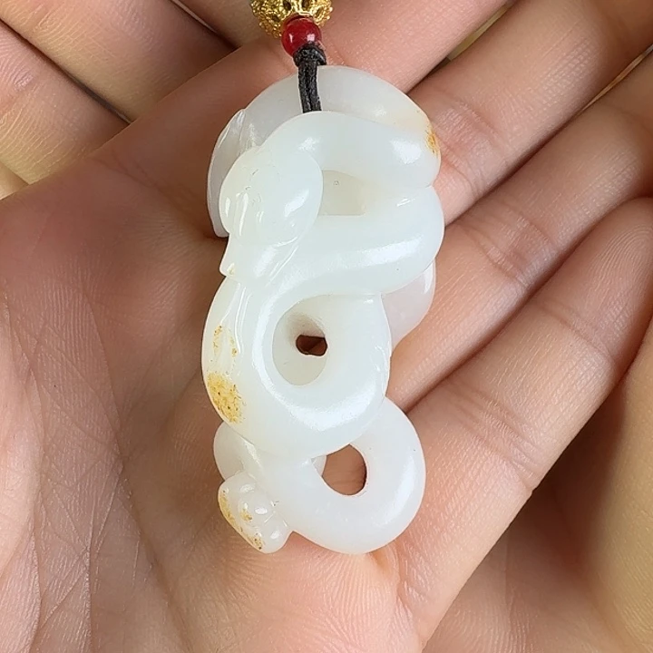 和田玉未镶嵌挂件股**考