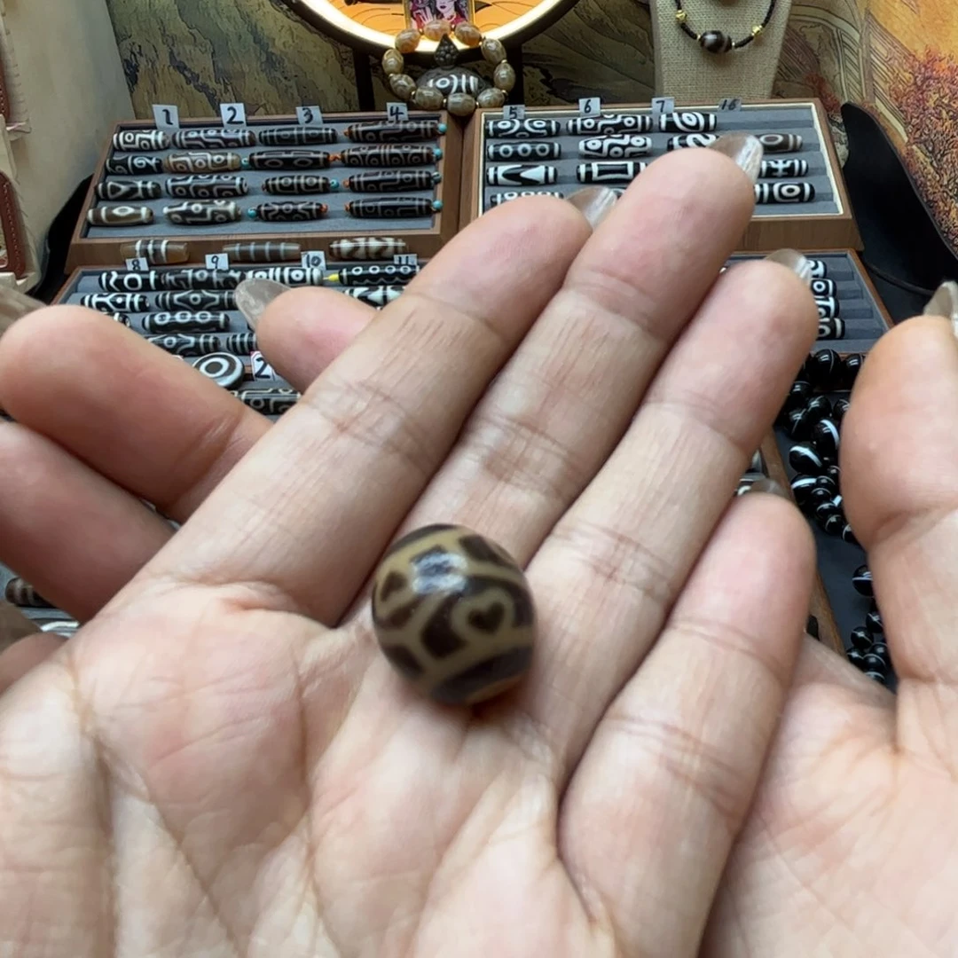 玛瑙/玉髓单珠未镶嵌只***水