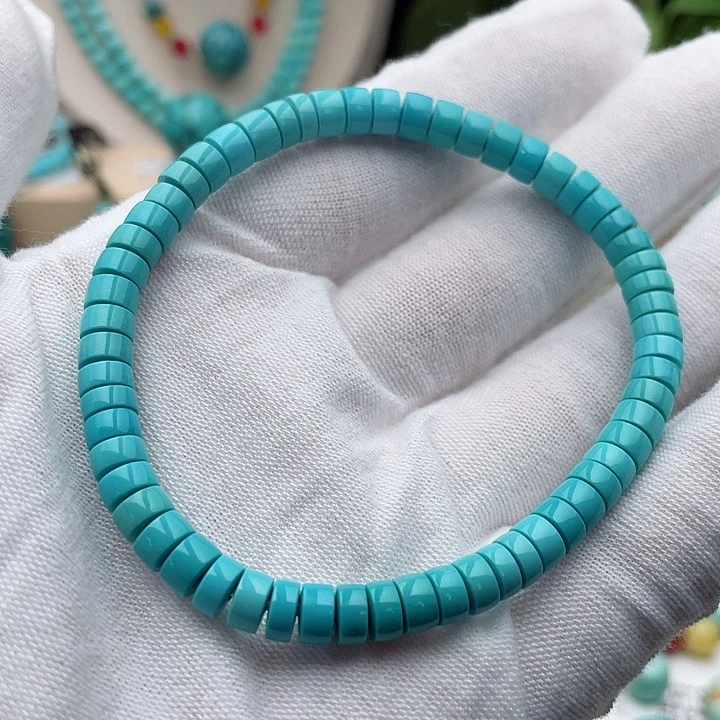 绿松石配饰未镶嵌