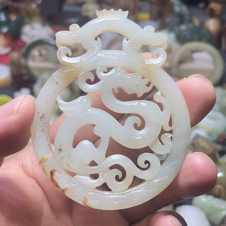 颈饰未镶嵌和田玉（糖玉）