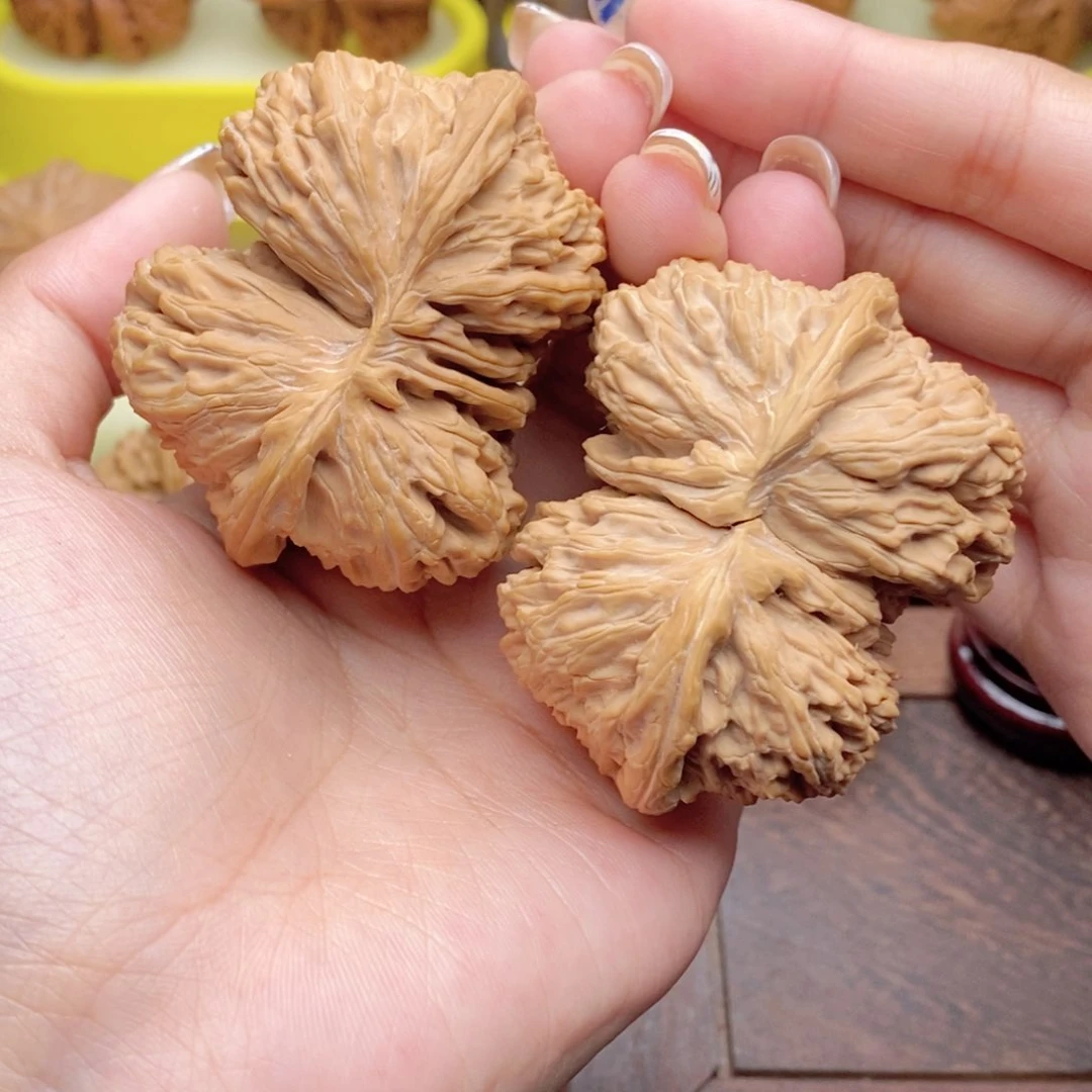 文玩核桃吊坠55尺寸白狮子球连