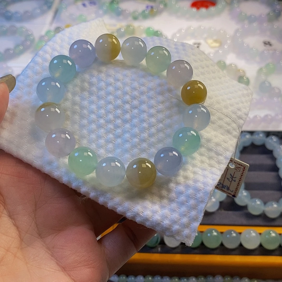 定制翡翠未镶嵌翡翠.