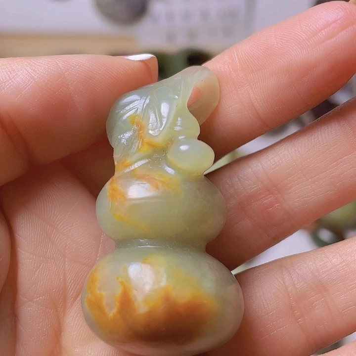 岫岩河磨玉（透闪石质玉）未镶嵌挂件用****6