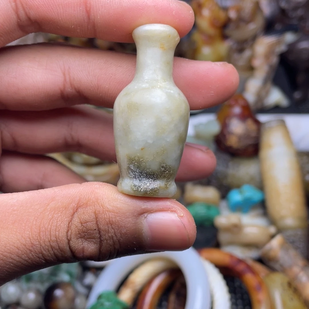 和田玉（糖玉）挂件未镶嵌興