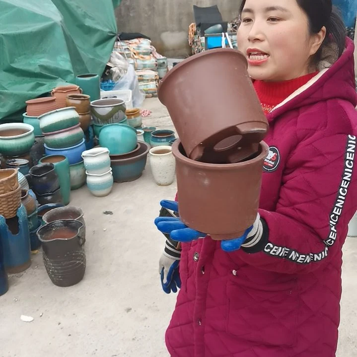 红陶瑕疵两个盆子。。