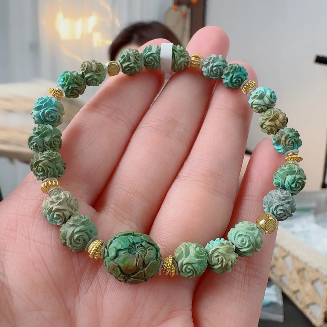 绿松石未镶嵌珠宝奇石