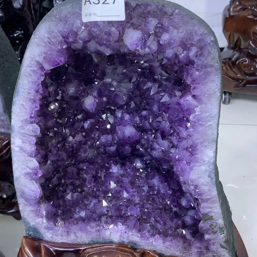 未镶嵌珠宝半成品水晶327晶洞