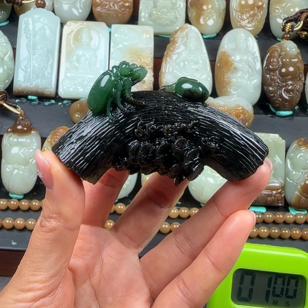 G***哥和田玉未镶嵌摆件