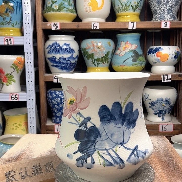 陶小蛮腰青花荷花陶瓷