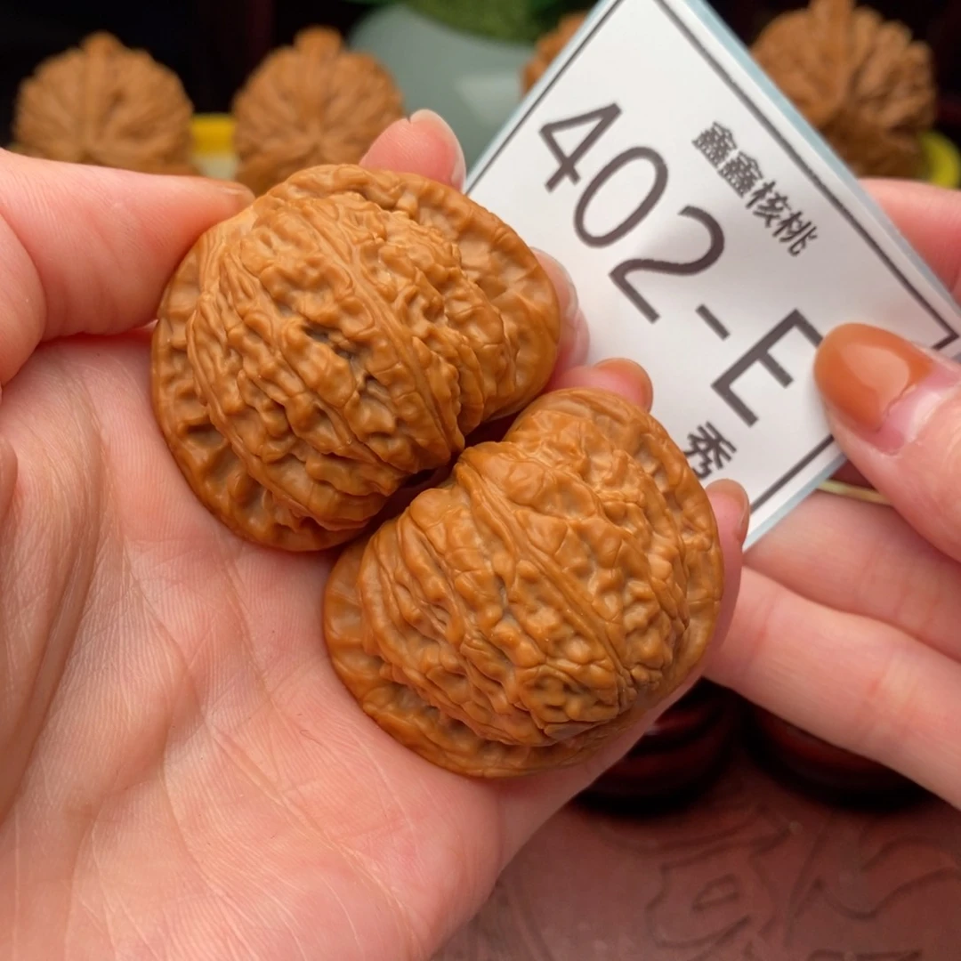 文玩核桃把件白狮42