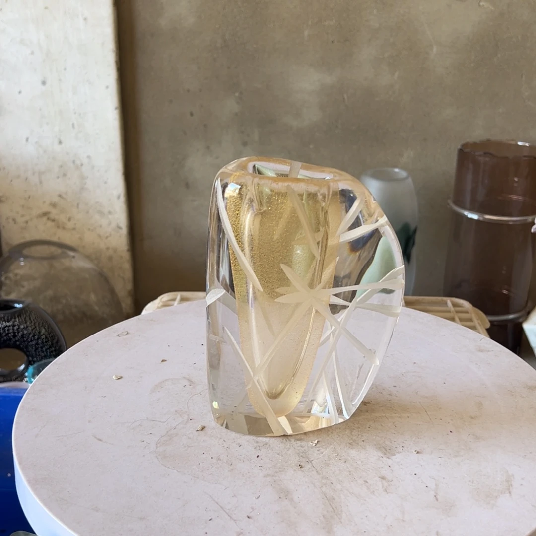 弘扬琉璃花器微瑕高度20