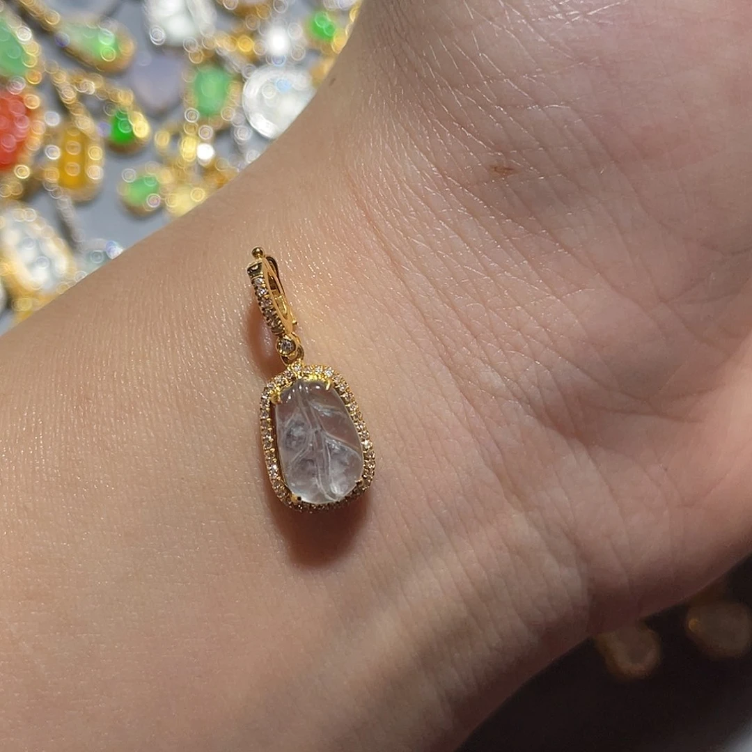 吊坠(不含链)18K金镶嵌翡翠