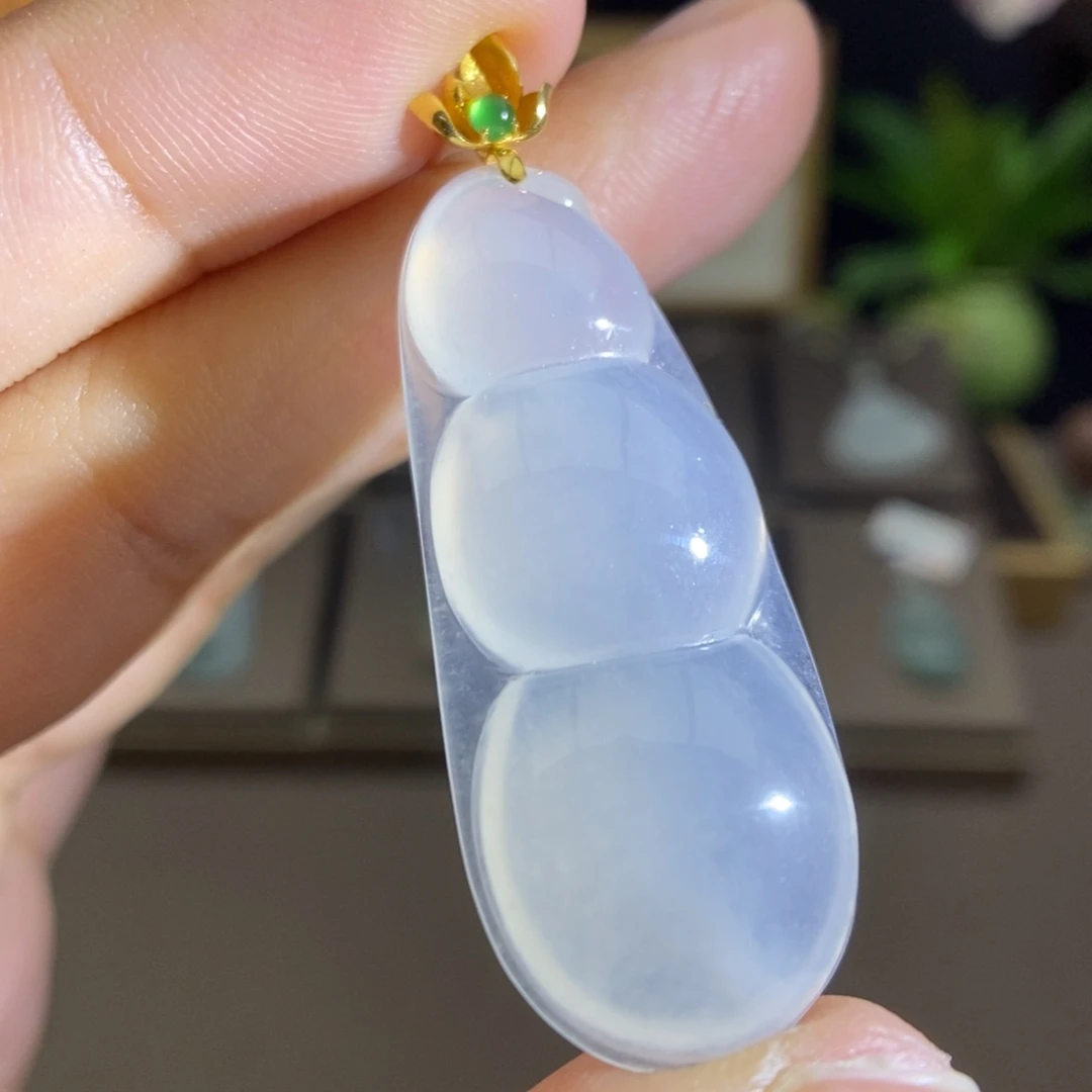 翡翠18K金镶嵌颈饰吊坠64