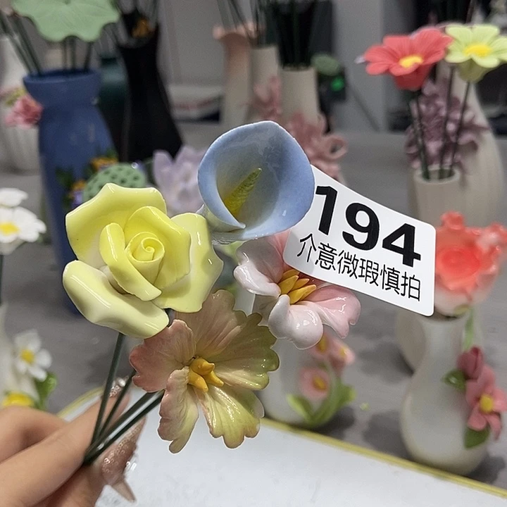 陶瓷纯手工捏花设计